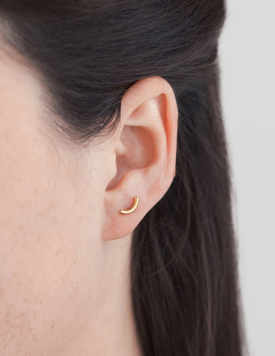 Single V Shaped Stud Earring – Pick a twig